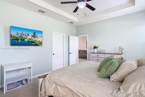 House in Saint Cloud, Florida 4 bedrooms № 1953791 - photo 28