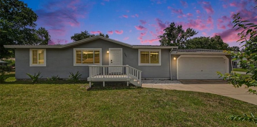 Villa ou maison à Bunnell, Floride 3 chambres, 98.1 m2 № 2226299