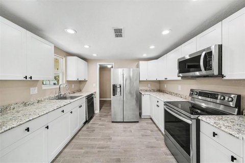 Villa ou maison à vendre à Bunnell, Floride: 3 chambres, 98.1 m2 № 2226299 - photo 11