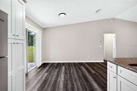 House in Ocala, Florida 3 bedrooms, 120.77 sq.m. № 2391581 - photo 15