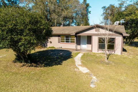 Duplex in Starke, Florida 5 bedrooms, 254.18 sq.m. № 766308 - photo 1