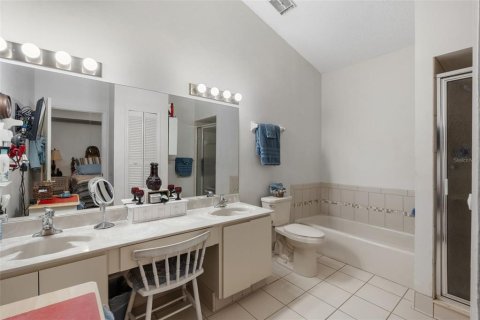 House in Orlando, Florida 4 bedrooms, 255.11 sq.m. № 1740918 - photo 12