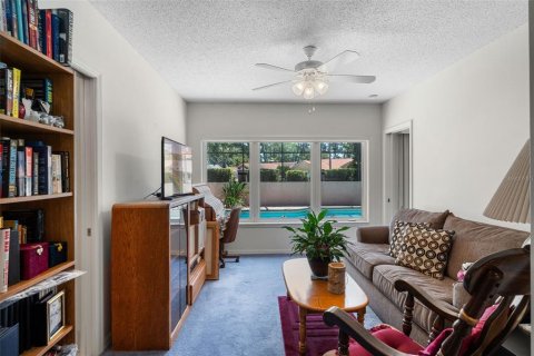 House in Orlando, Florida 4 bedrooms, 255.11 sq.m. № 1740918 - photo 14