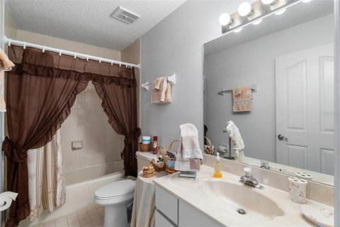 House in Orlando, Florida 4 bedrooms, 255.11 sq.m. № 1740918 - photo 20
