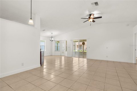 Casa en venta en Kissimmee, Florida, 3 dormitorios, 132.76 m2 № 1757084 - foto 21