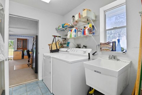 Casa en venta en Homosassa, Florida, 4 dormitorios, 252.69 m2 № 1911431 - foto 22