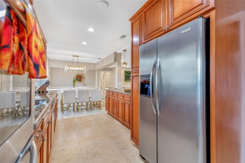 Снять в аренду виллу или дом в Лодердейл-бай-те-Си, Флорида 5 спален, 226.68м2, № 2004998 - фото 12