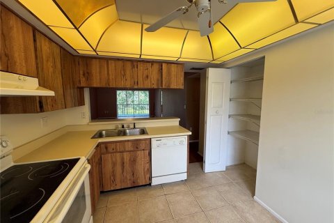Copropriété à louer à Oldsmar, Floride: 2 chambres, 97.92 m2 № 2406489 - photo 9