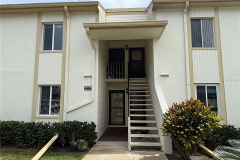 Copropriété à louer à Oldsmar, Floride: 2 chambres, 97.92 m2 № 2406489 - photo 2