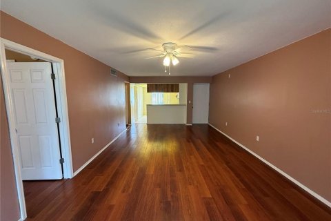 Copropriété à louer à Oldsmar, Floride: 2 chambres, 97.92 m2 № 2406489 - photo 5