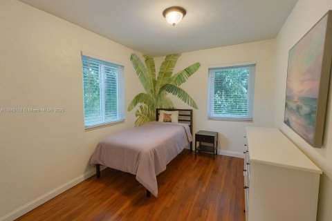 Villa ou maison à louer à North Miami, Floride: 4 chambres, 148.64 m2 № 1931276 - photo 8
