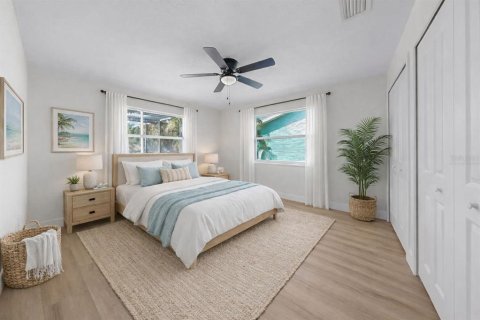 House in Apollo Beach, Florida 3 bedrooms, 137.5 sq.m. № 2094736 - photo 21