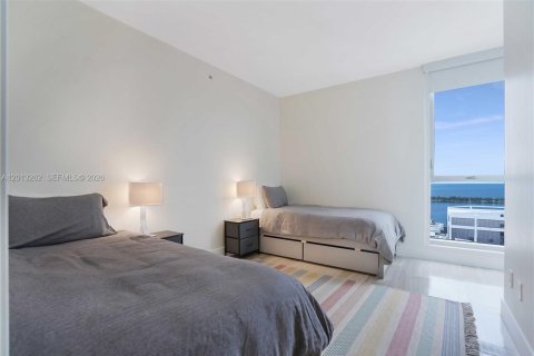 Copropriété à louer à Miami, Floride: 3 chambres, 121.52 m2 № 2075604 - photo 15