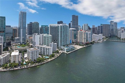 Copropriété à louer à Miami, Floride: 3 chambres, 121.52 m2 № 2075604 - photo 25