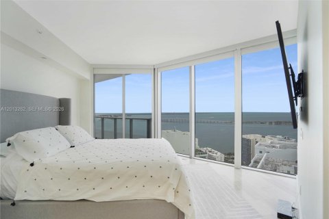 Copropriété à louer à Miami, Floride: 3 chambres, 121.52 m2 № 2075604 - photo 5