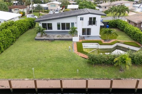 House in Fort Lauderdale, Florida 3 bedrooms, 145.11 sq.m. № 1435819 - photo 12