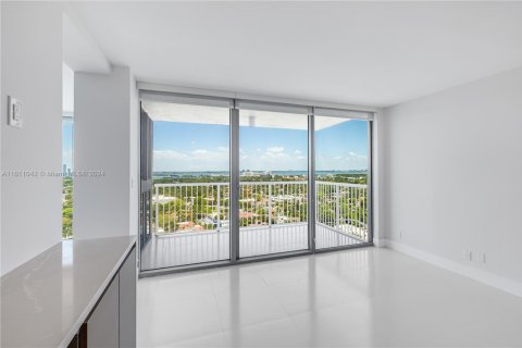 Condominio en venta en Miami Beach, Florida, 2 dormitorios, 152.82 m2 № 1830878 - foto 19