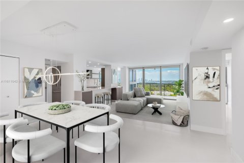 Condominio en venta en Miami Beach, Florida, 2 dormitorios, 152.82 m2 № 1830878 - foto 12