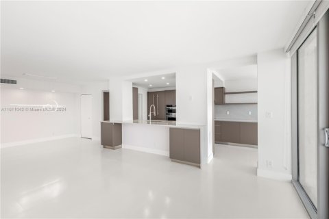 Condominio en venta en Miami Beach, Florida, 2 dormitorios, 152.82 m2 № 1830878 - foto 22