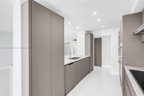 Condominio en venta en Miami Beach, Florida, 2 dormitorios, 152.82 m2 № 1830878 - foto 20