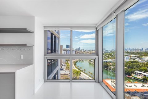 Condominio en venta en Miami Beach, Florida, 2 dormitorios, 152.82 m2 № 1830878 - foto 24