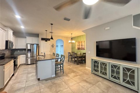 Touwnhouse à louer à Sarasota, Floride: 3 chambres, 160.26 m2 № 2431953 - photo 4