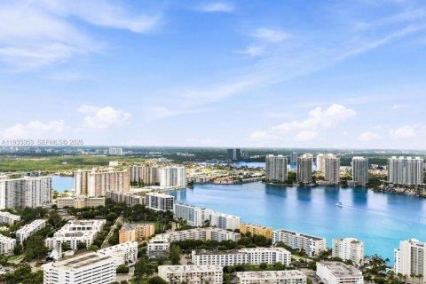 Condo in Sunny Isles Beach, Florida, 1 bedroom  № 2337005 - photo 18