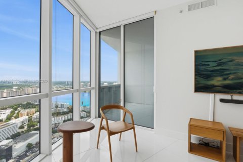 Condo in Sunny Isles Beach, Florida, 1 bedroom  № 2337005 - photo 13