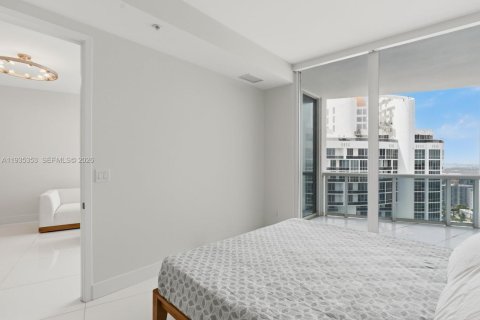 Condo in Sunny Isles Beach, Florida, 1 bedroom  № 2337005 - photo 23