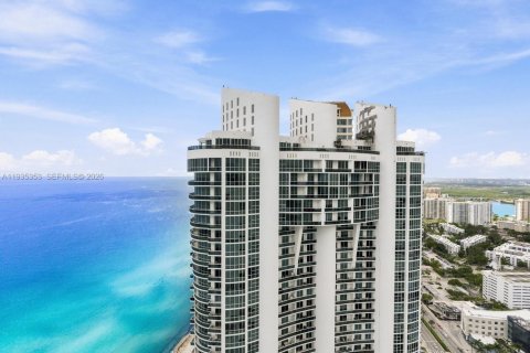 Condo in Sunny Isles Beach, Florida, 1 bedroom  № 2337005 - photo 19