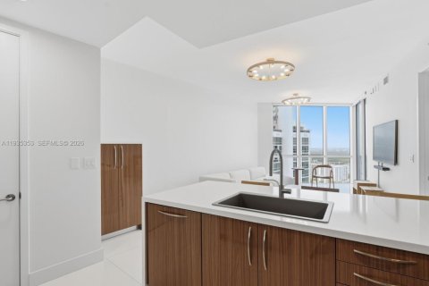 Condo in Sunny Isles Beach, Florida, 1 bedroom  № 2337005 - photo 2