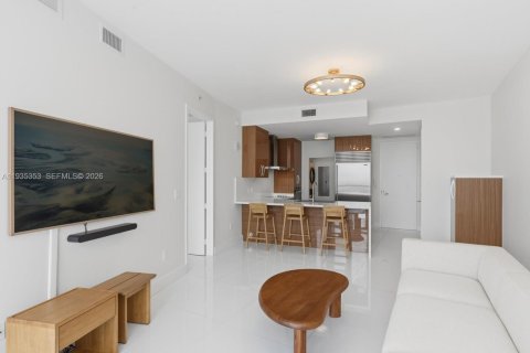 Condo in Sunny Isles Beach, Florida, 1 bedroom  № 2337005 - photo 11