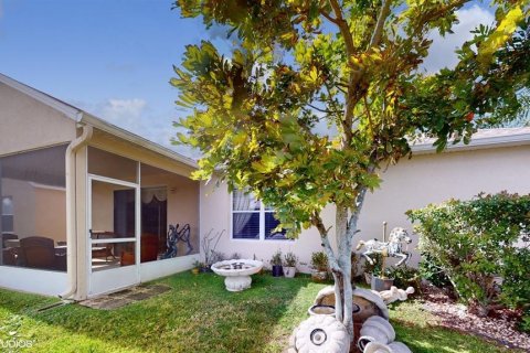Villa ou maison à vendre à Cocoa, Floride: 3 chambres, 181.81 m2 № 2208140 - photo 25