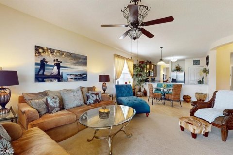 Villa ou maison à vendre à Cocoa, Floride: 3 chambres, 181.81 m2 № 2208140 - photo 4