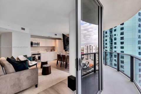 Condominio en venta en Miami, Florida, 2 dormitorios, 73.21 m2 № 1996055 - foto 12