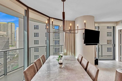 Condominio en venta en Miami, Florida, 2 dormitorios, 73.21 m2 № 1996055 - foto 2