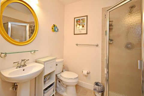 Condo in Celebration, Florida, 3 bedrooms  № 1902677 - photo 13