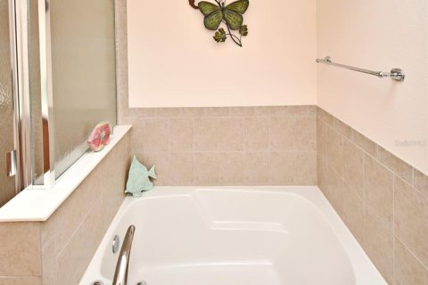 Condo in Celebration, Florida, 3 bedrooms  № 1902677 - photo 29