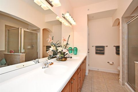 Condo in Celebration, Florida, 3 bedrooms  № 1902677 - photo 27