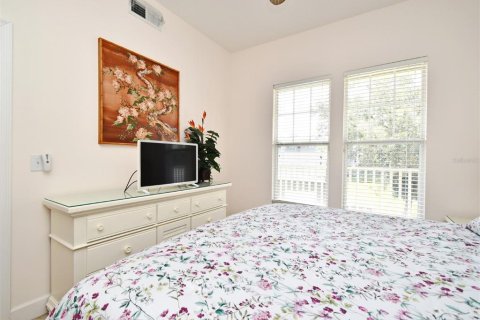 Condo in Celebration, Florida, 3 bedrooms  № 1902677 - photo 15