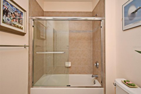 Condo in Celebration, Florida, 3 bedrooms  № 1902677 - photo 23