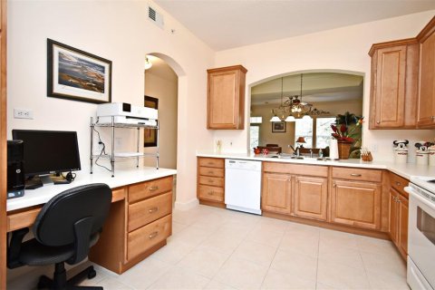Condo in Celebration, Florida, 3 bedrooms  № 1902677 - photo 6