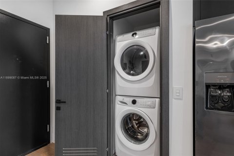 Купить кондоминиум в Майами, Флорида 2 спальни, 96.9м2, № 2154780 - фото 22