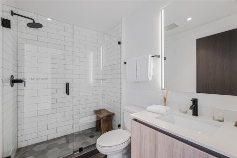 Купить кондоминиум в Майами, Флорида 2 спальни, 96.9м2, № 2154780 - фото 17