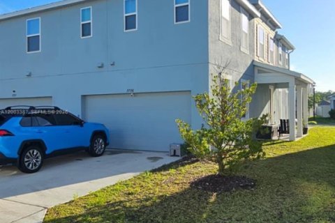 Снять в аренду таунхаус в Орландо, Флорида 3 спальни, № 2066599 - фото 16