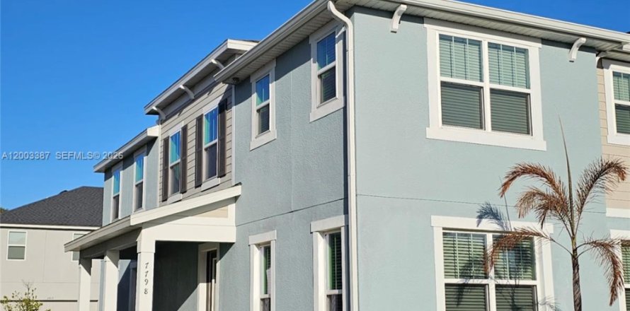 Таунхаус в Орландо, Флорида 3 спальни № 2066599