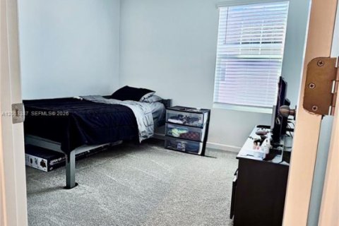 Снять в аренду таунхаус в Орландо, Флорида 3 спальни, № 2066599 - фото 11