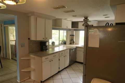 Villa ou maison à vendre à Hudson, Floride: 2 chambres, 141.12 m2 № 1900402 - photo 9