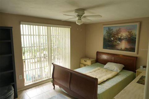 Villa ou maison à vendre à Hudson, Floride: 2 chambres, 141.12 m2 № 1900402 - photo 12