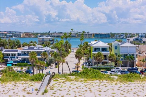 Terreno en venta en Saint Pete Beach, Florida № 1918496 - foto 14